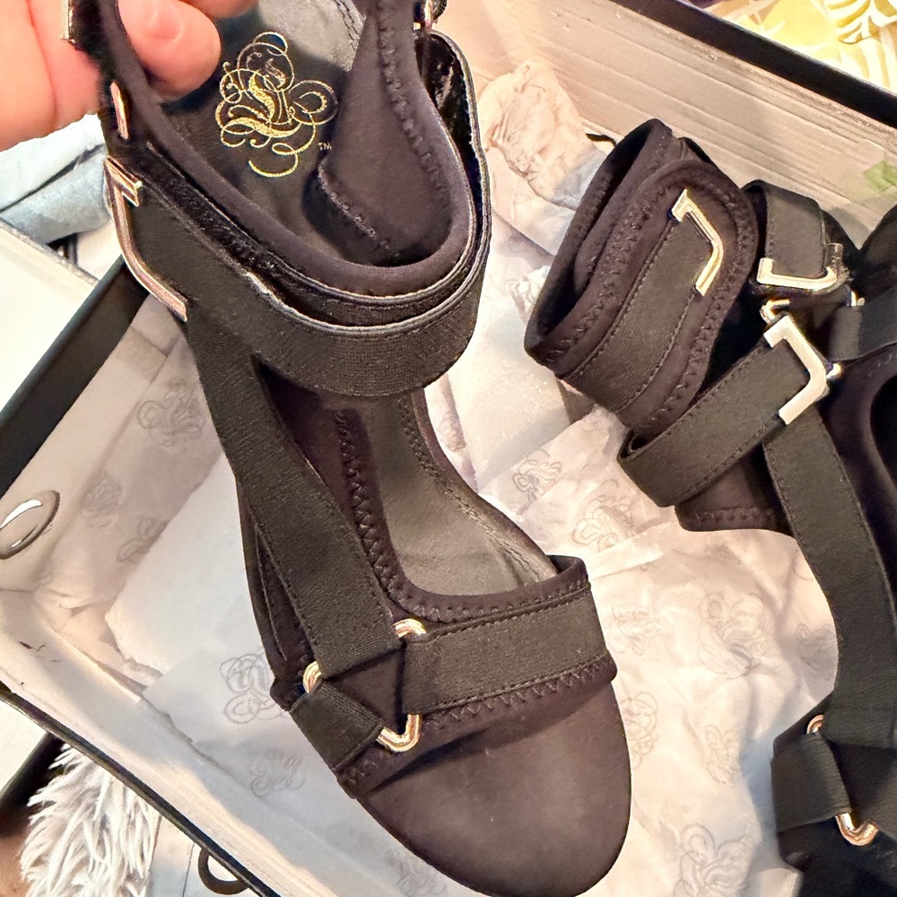 Black High Block Heel Strappy Platform Sandals - Picture 4 of 6